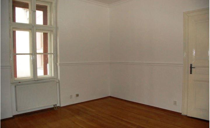 28 m2 až 168 m2 - Obchodné priestory na prenájom, Trenčín-centrum - fotografia 2