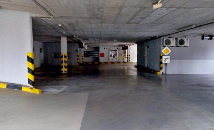 Obchodné priestory na prenájom - Centrum, Trenčín - fotografia 3