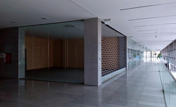 Obchodné priestory na prenájom - Centrum, Trenčín - fotografia 4