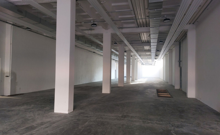 Sklady 1 600-14 550m2 na prenájom - Trenčín - fotografia 3