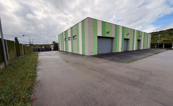 Na predaj nadštandardné administratívno-skladové priestory vo Svätom Jure vrátane pozemku 2086 m2 - fotografia 28