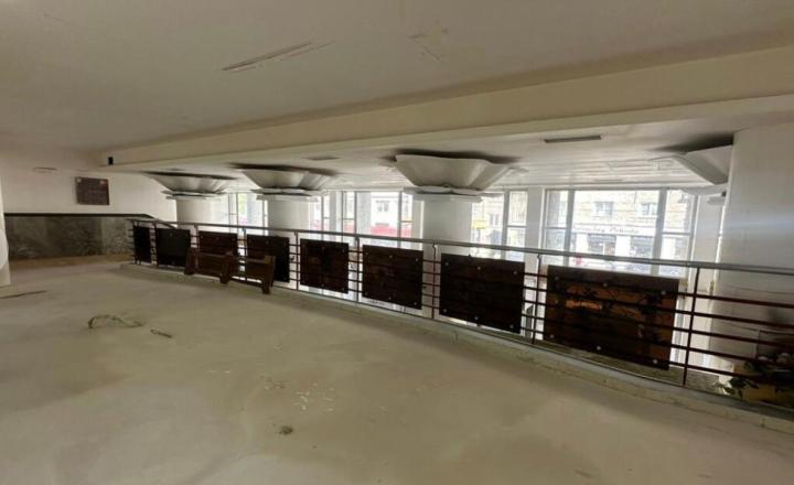 Na prenájom reprezentatívny obchodný priestor s výmerou 445 m2, Bratislava I TOP - fotografia 5