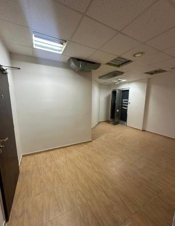 Na prenájom reprezentatívny obchodný priestor s výmerou 445 m2, Bratislava I TOP - fotografia 11