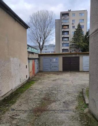 Na predaj garáž s výmerou 20 m², BA II TOP - fotografia 1