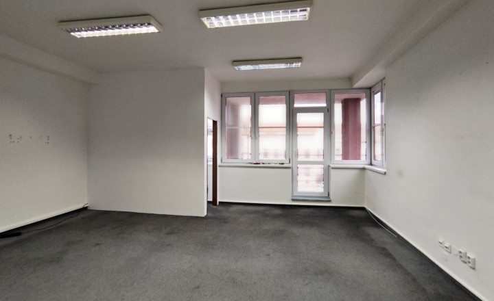 42 m2 - Administratívne priestory na PRENÁJOM, Trenčín centrum