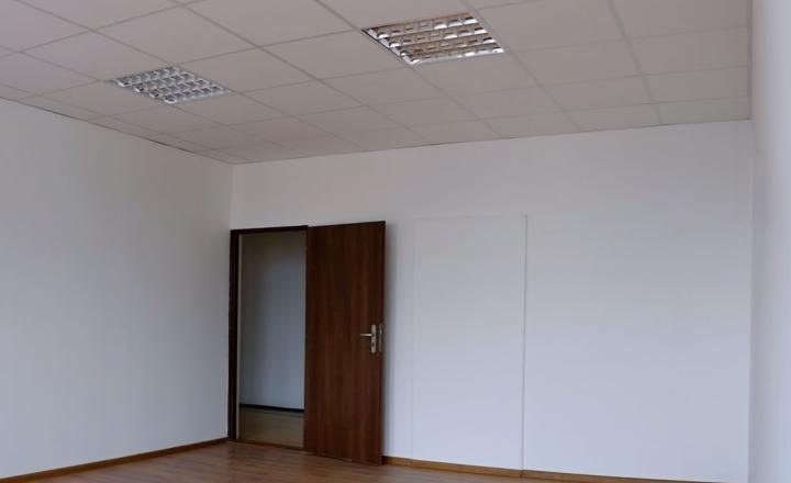 Administratívne priestory, Trenčín