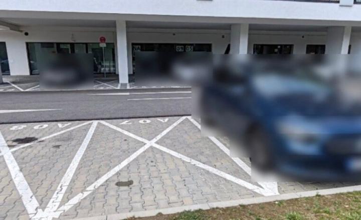 Na predaj vonkajšie parkovacie státie v novostavbe RENDEZ - fotografia 1