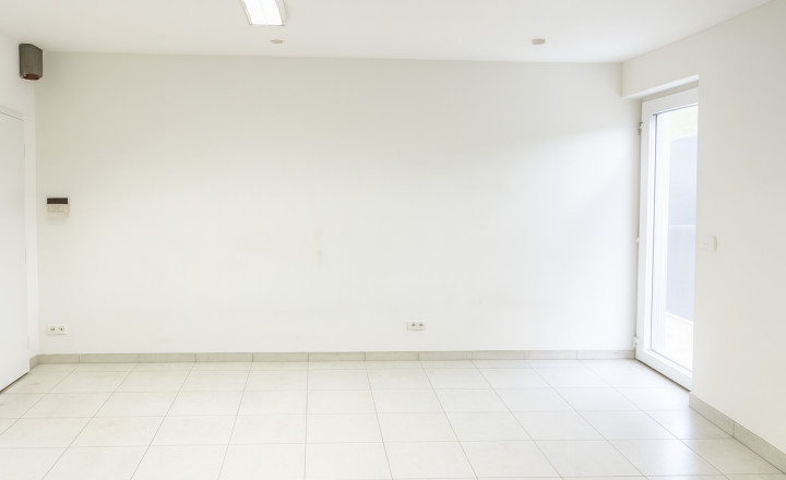 Komerčné priestory na predaj - Na Piesku, Bratislava II 