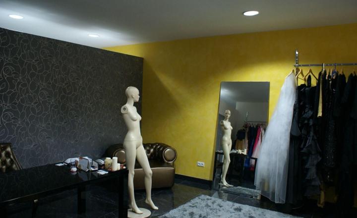 Na predaj komerčný priestor s rozlohou 67,16 m² - Bratislava I - fotografia 1