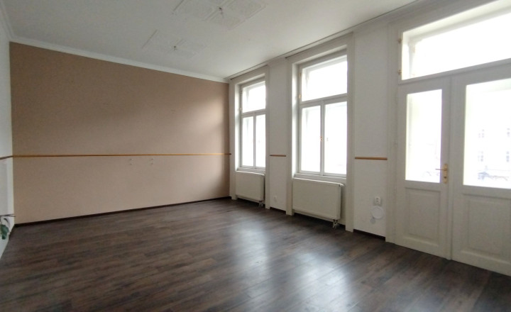 35 m2 - Obchodné priestory na prenájom, Trenčín-centrum - fotografia 3