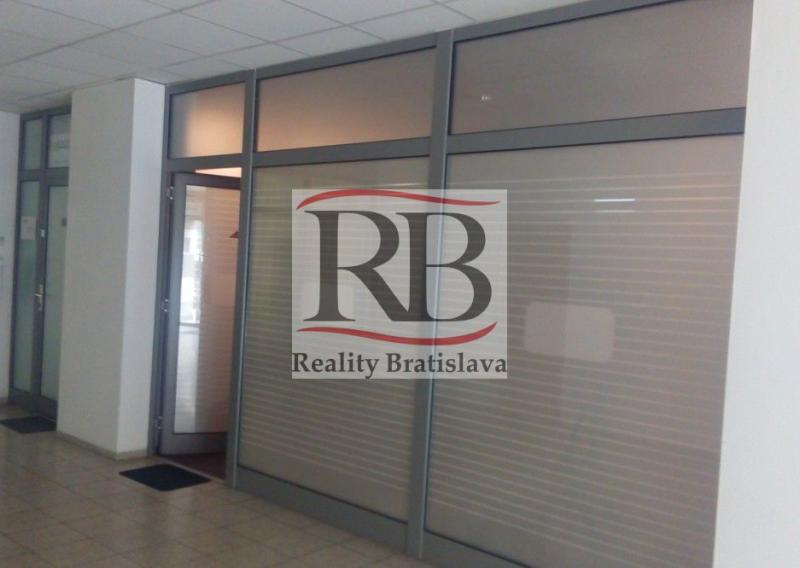 Obchodný priestor na prenájom, Račianske mýto - Bratislava III
