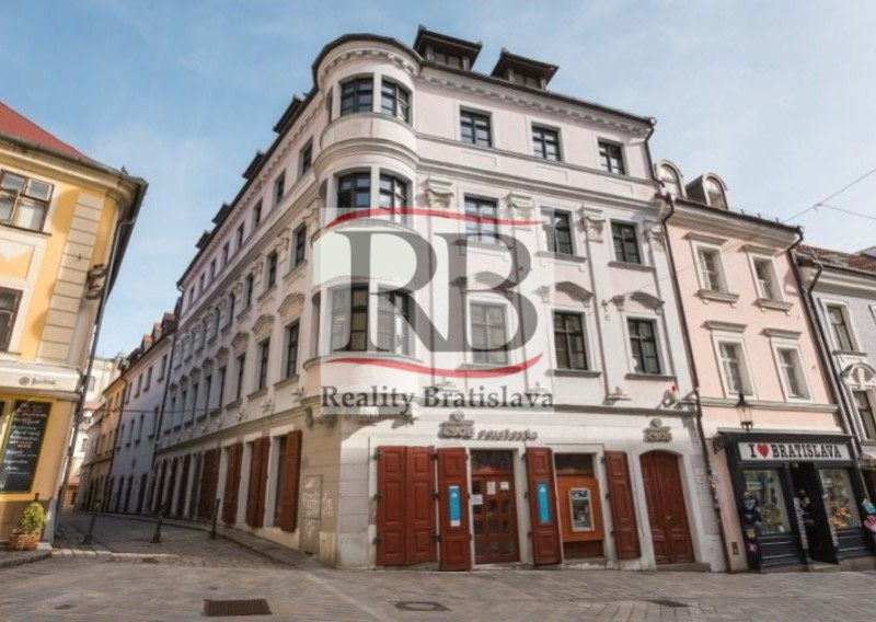 Kancelária na Michalskej ulici v Starom Meste