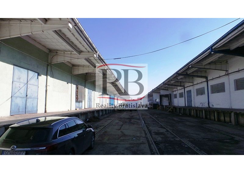 Skladový priestor na prenájom(216m2) Bratislava-Rača