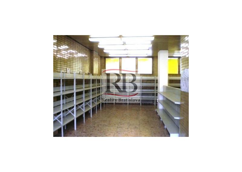 Nebytový priestor na Bohrovej ulici na prenájom, 370m2