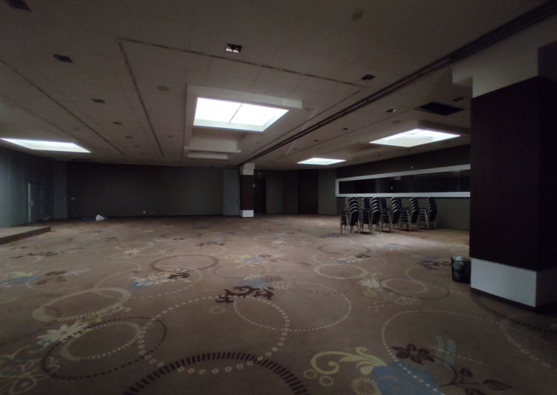 3.000m2 kongresová sála, lobby, kuchyňa, jedáleň a príslušenstvo na prenájom, Bajkalská
